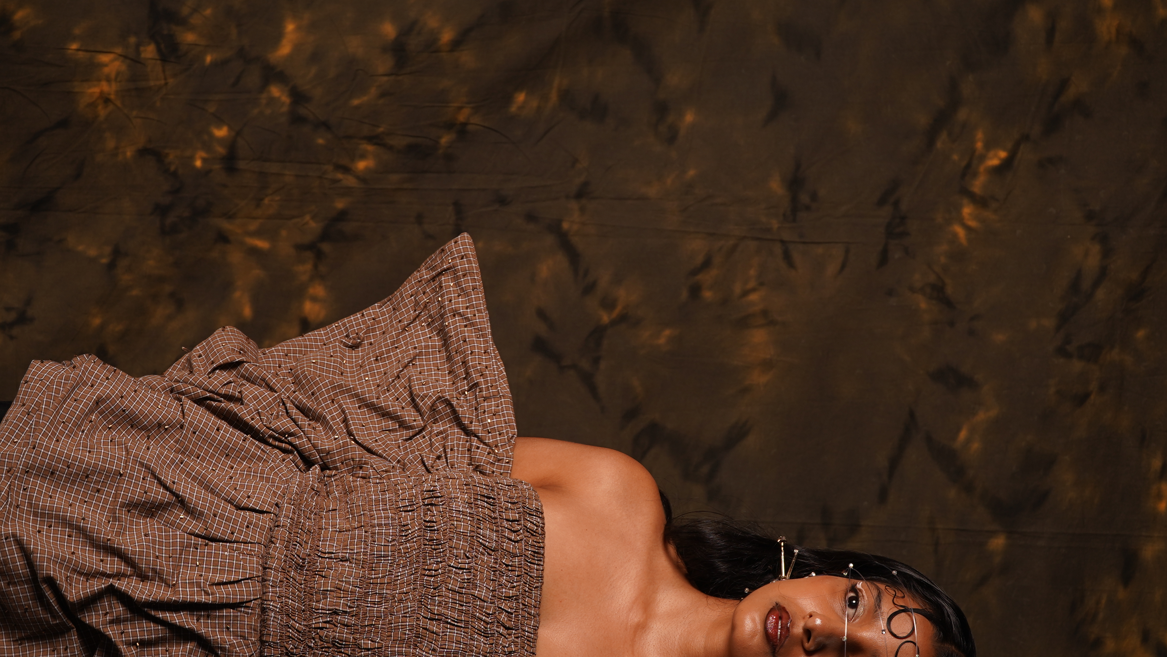 Look IV - Kinetic Pleat Movement in Motion